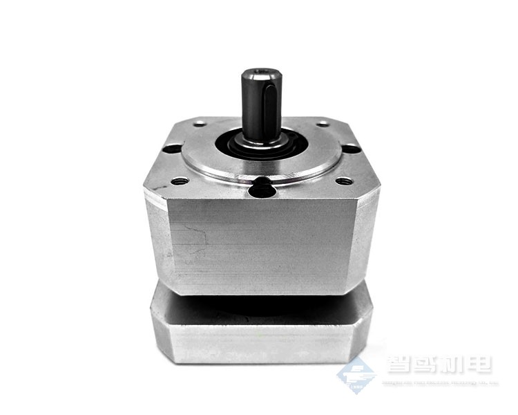 SPAT(Spezialantriebstechnik GmbH) SPAT(Spezialantriebstechnik GmbH)