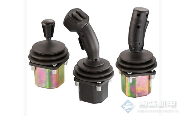 Penny&Giles(P+G)操纵杆控制器