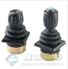 意大利ICAR伊卡MLR 25 L4080铝质电容现货