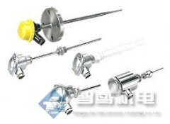 AH1100电容标准机箱